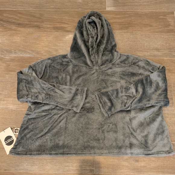 NWT-CLOUD pullover-sweatshirt- - Picture 4 of 11